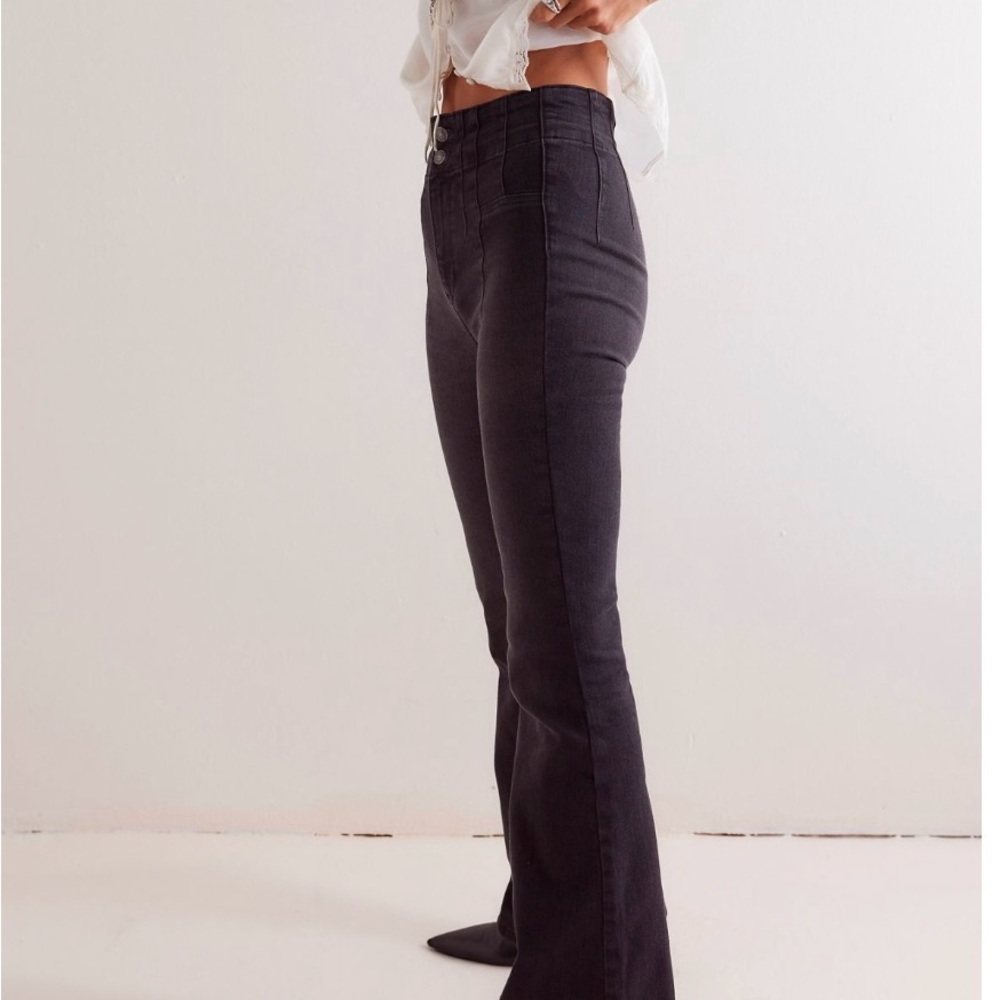 We The Free Jayden Flared Jeans Onyx Size 31